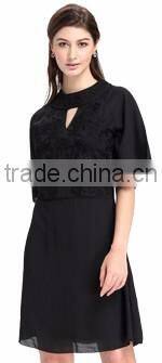 2017 Embroidered Red Cloth Woman Model Midi Dress