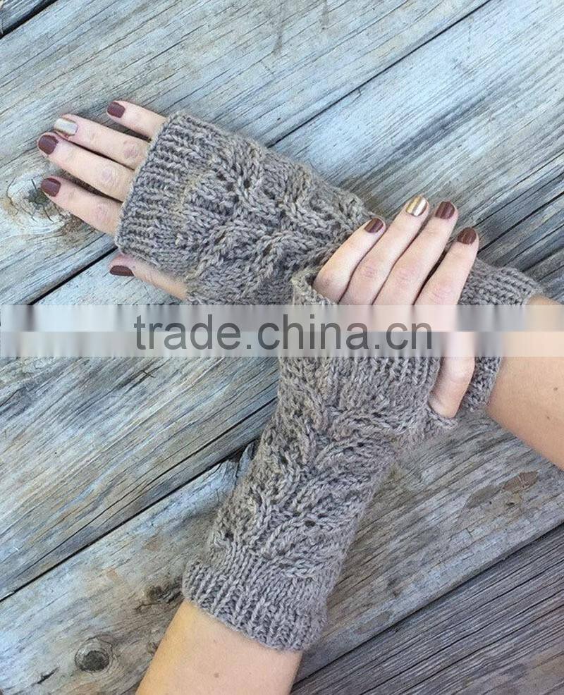 Fashion Handmade Cheap Wool Button Acrylic Glove Women Winter Knitted Gloves