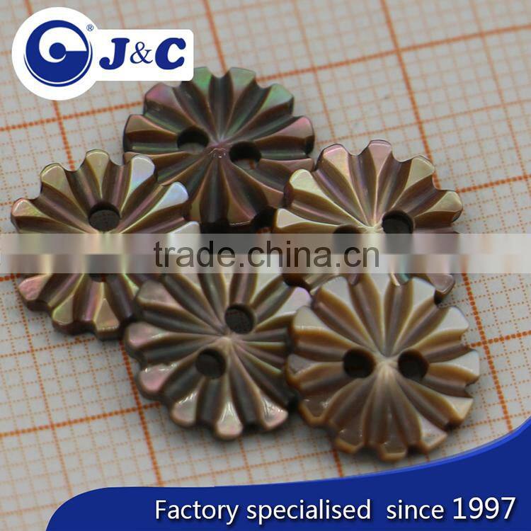 bespoke raw flower shape brown lip shell button for coat