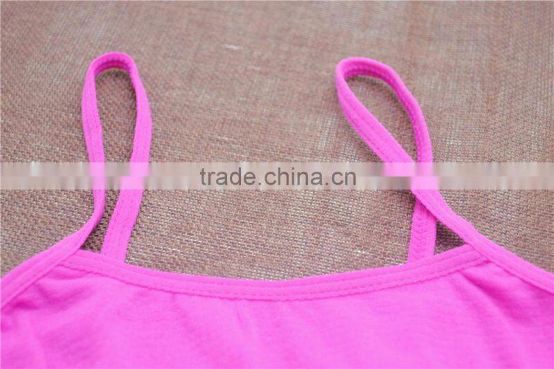 Hot young seamless girls tops in lace underwear for kids