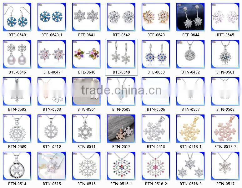 Custom Snow Flake Snowflake Drop Earring, Blue and Clear Round Cubic Zirconia Dangle Synthetic Earrings Silver