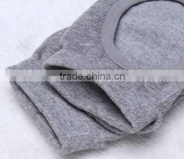 Wholesale yoga pilates sports sock for adults grip slipper socks with rubber sole sport sock