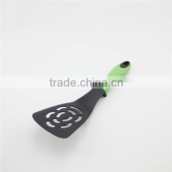 Best selling nylon material fancy kitchen utensils