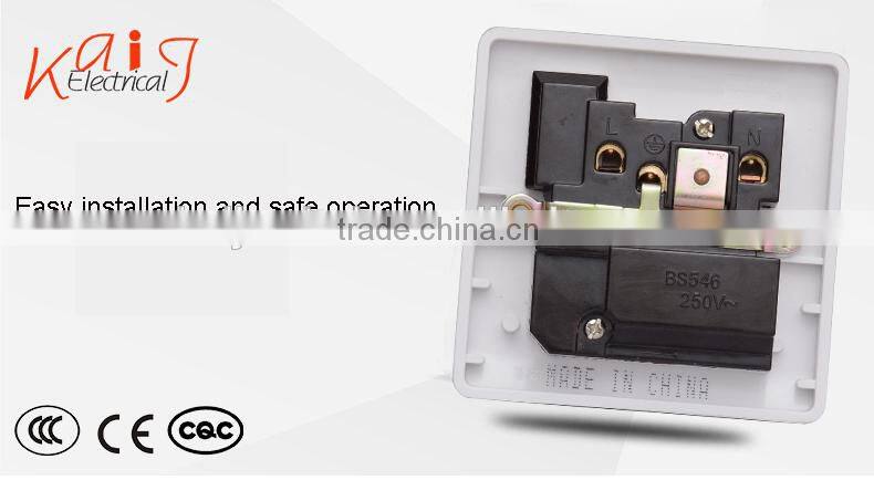 White 250V 10amp 3 pin multi universal socket outlet