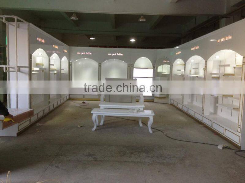 Direct factory modern clothes kiosk /clothes display for sale