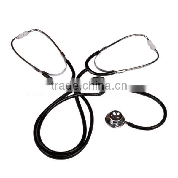 Students use Teaching stethoscope with amplifier
