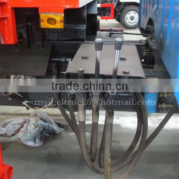 4*2 DONGFENG 140 Side Lift Garbage Truck 10 m3