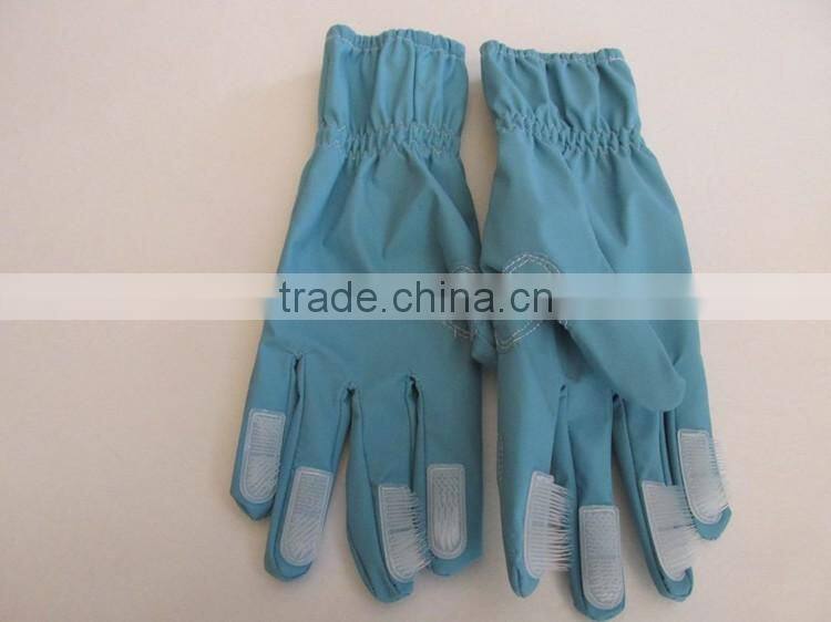 Revolutionary Cleaning Gloves with Fingers Scrub Magic Bristle Cleaning Gloves