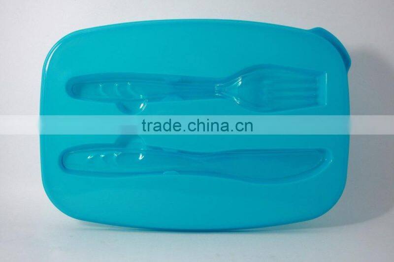 Microwave safe plastic 2 compartments lunch box with fork and knife on lid
