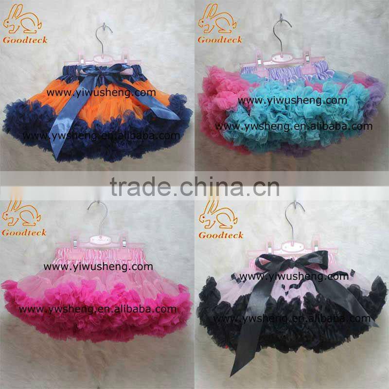 Wholesale soft pink floral embroidered tulle fabric with flower