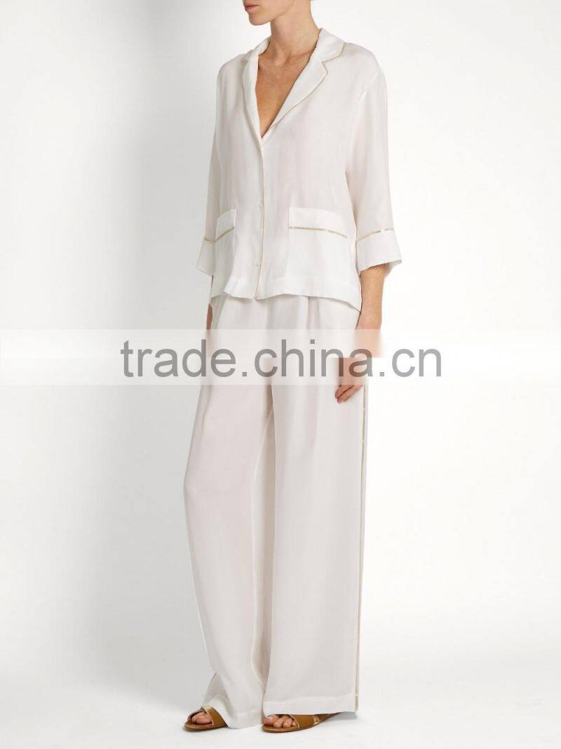 High Quality Shawl Collared White and Golden Color Contrasting Satin Sleepwear