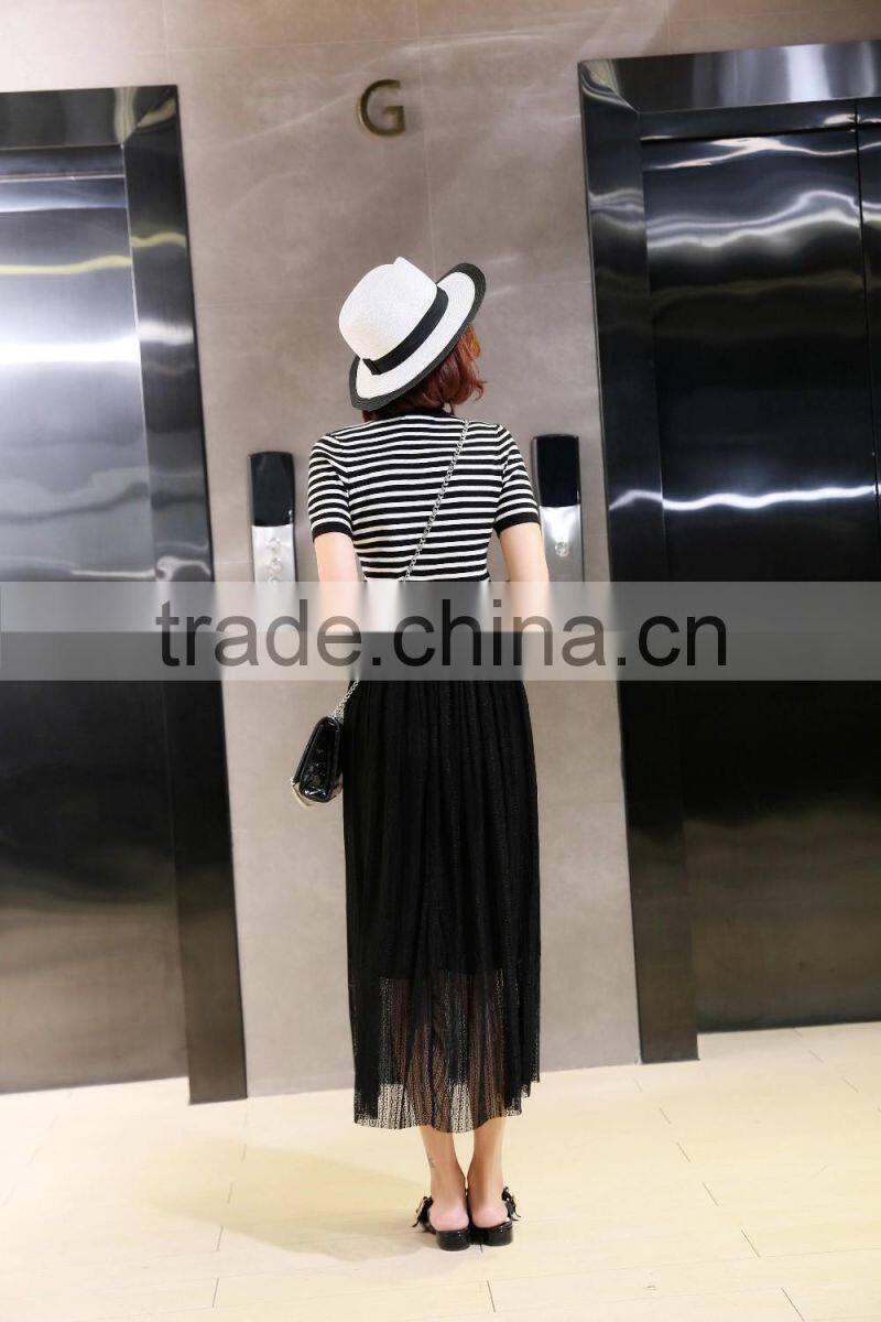 Woman in tight clothes t-shirts europe style 2017