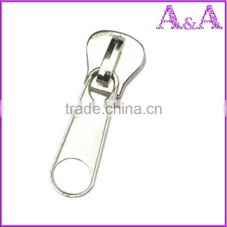 #5 reversible plastic slider A/L