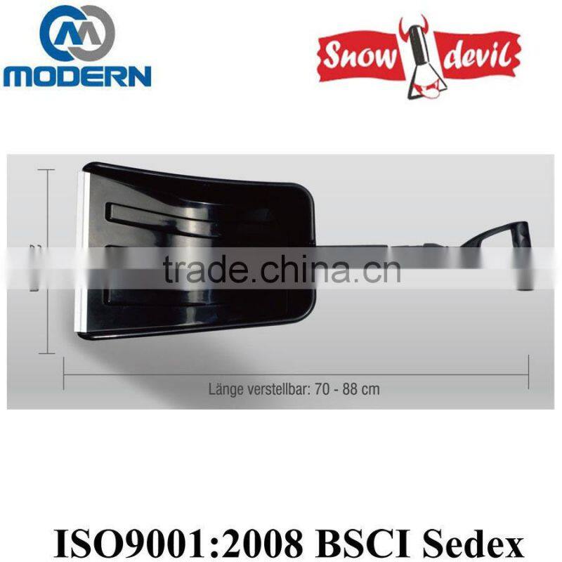 Aluminum extendable and foldable push snow shovel