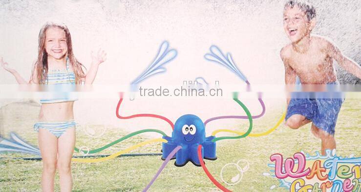 Plastic water spray octpus plastic water toy for kids