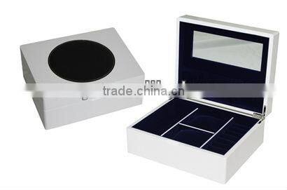 OEM Style Equisite White High Gloss High Quality Gem box