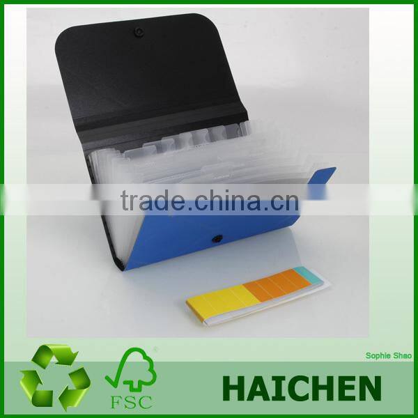 Expanding plastic pp folder with button closure