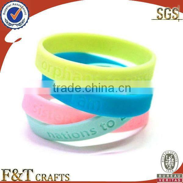 cheap American country flag personalized lovers luminous silicone bracelet for couple