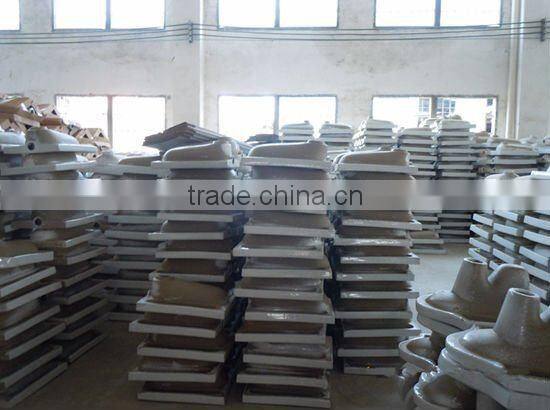 Economic sanitary ware ceramic cheapest price water closet squatting Pan W.C