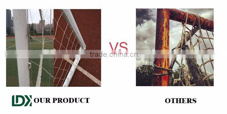 2016 lastest custom steel football cage soccer cage