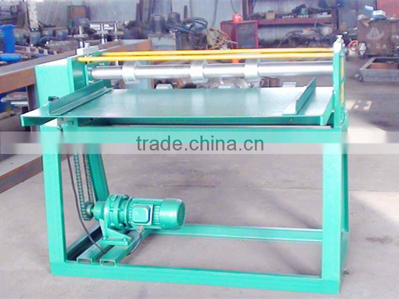 Simple steel slitting equipment