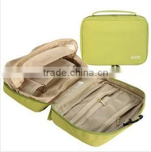 Wholesale hanging toiletry bag with many color
