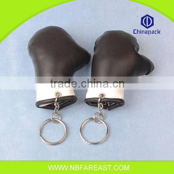 Popular items hot selling custom one piece keychain