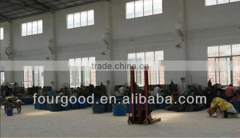 China Foshan Factory ! 6 balls Chrome Slatwall Clothing hook