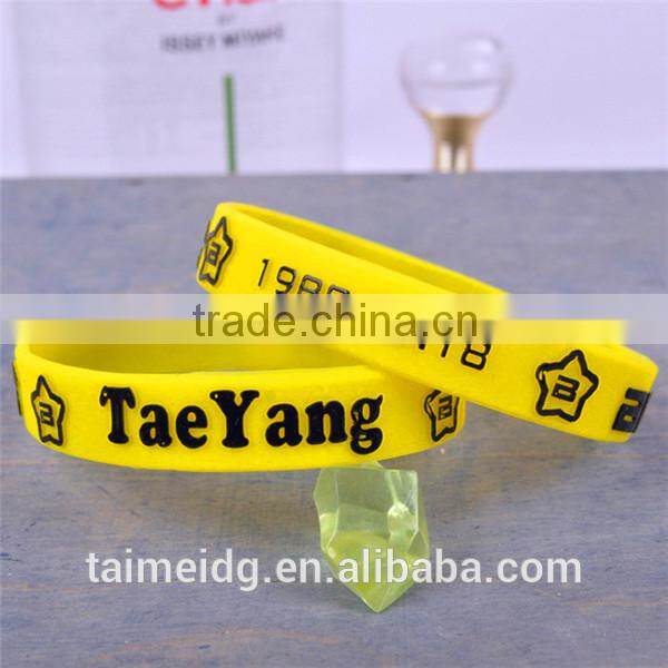 2015 promotional custom customised bracelet