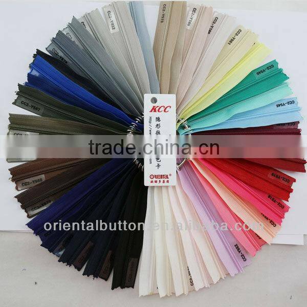 40 colors zippers