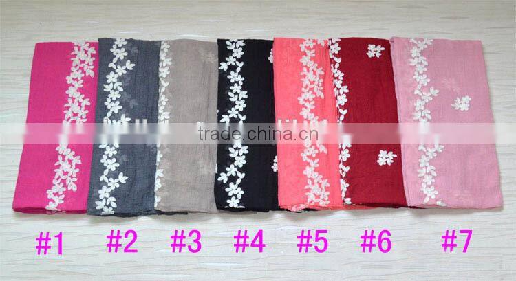 Beautiful Flower Leaf Embroideried Muslim Women Head Scarf Cotton Hijab