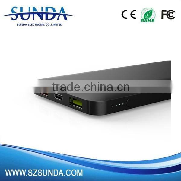 Alibaba supplier wholesales ultra slim power bank 10000mah type c charger