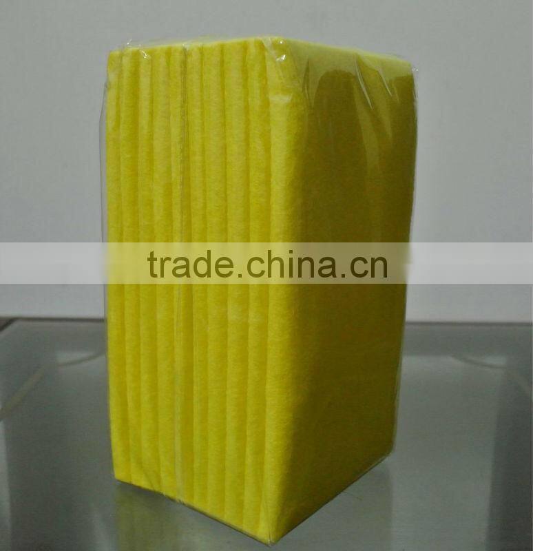 Absorbent nonwoven cloth floor cleaning cloth (needle punched)