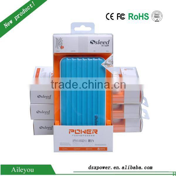 Manufacturer cheap portable 15600mah mobile power bank