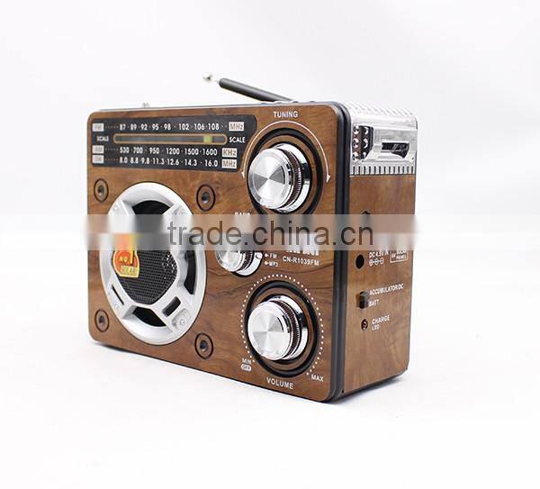 Multi-Function hand crank am fm portable radio with Solar powered dynamo rechargeable radio with flashlight