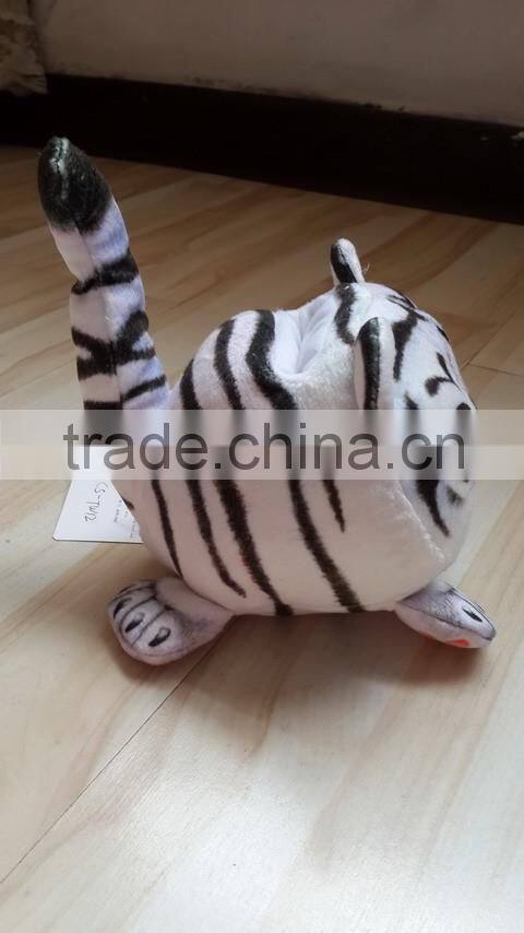 3 D plush white tiger cellphone seat plush toy white tiger shaped mobile phone holder plush tiger shaped mobile seat holder