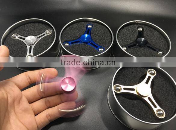 Hot selling metal fidget spinner and high speed metal wind hand spinner Anti Stress Tri Hand Spinner