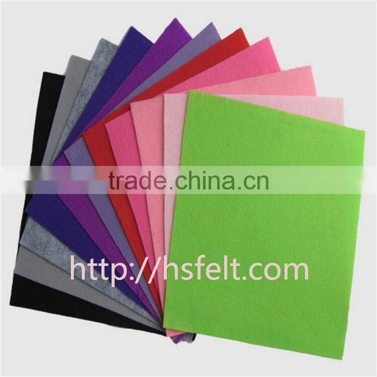 Colored polyester felt