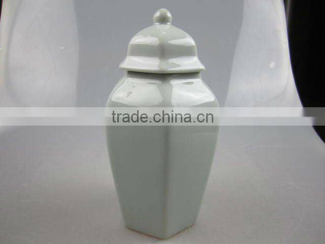 Stock porcelain hexagon shaped sugar pot
