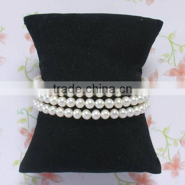 3 rows of 5-6mm freshwater pearls bracelet