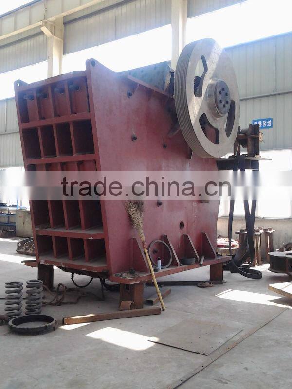 China made very large jaw crusher for large mountain stone crushing