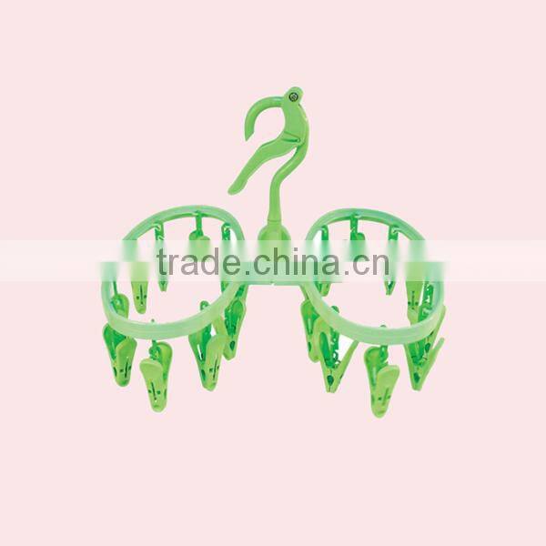 Plastic Clothes Drying Rack With 28 Pegs