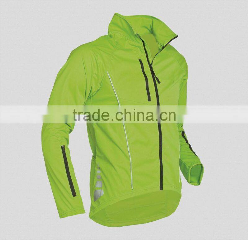 Night rider 3M reflective trim softshell jacket for man in green