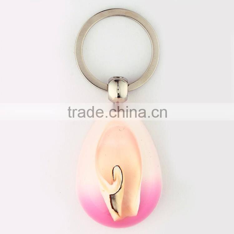 2016 Hot selling keychain with real sealife peacock shell