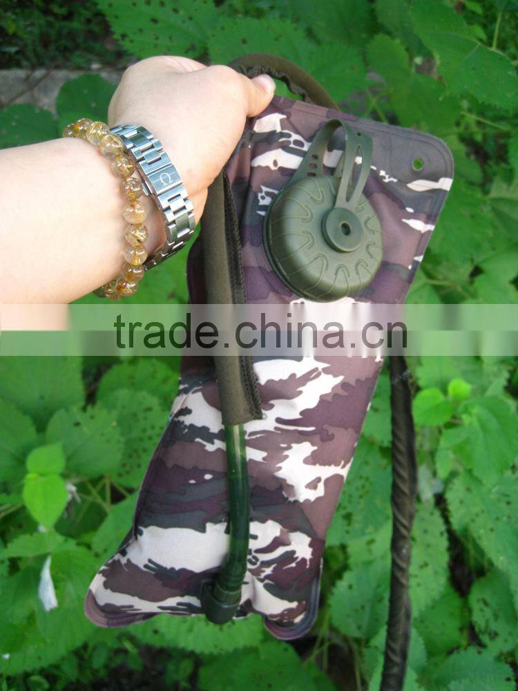 Outdoor 1.5L camping climbing riding cycling water bag military camouflage hydration bladder