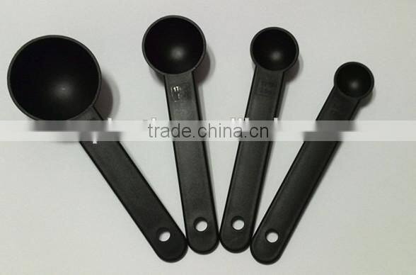 2015 popular hot sale Measuring Spoons 4pcs set with pp material food grade eco-friendly