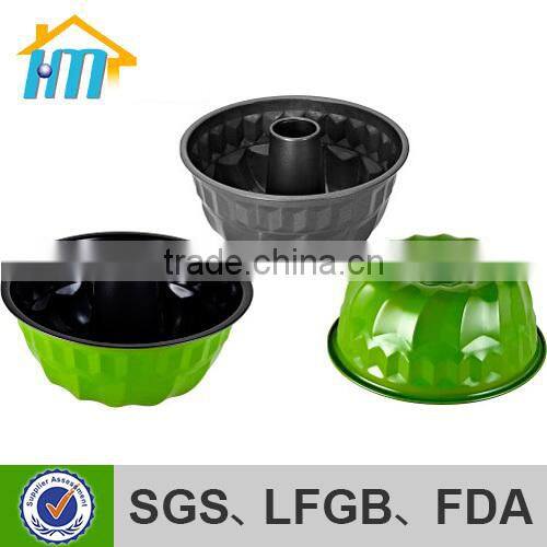 Non-stick baking pan