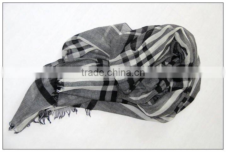 100% cashmere scarf