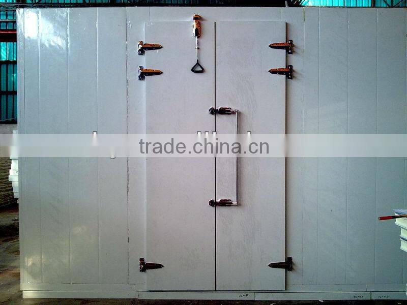 polyurethane insulation door with double handle for cold storage room