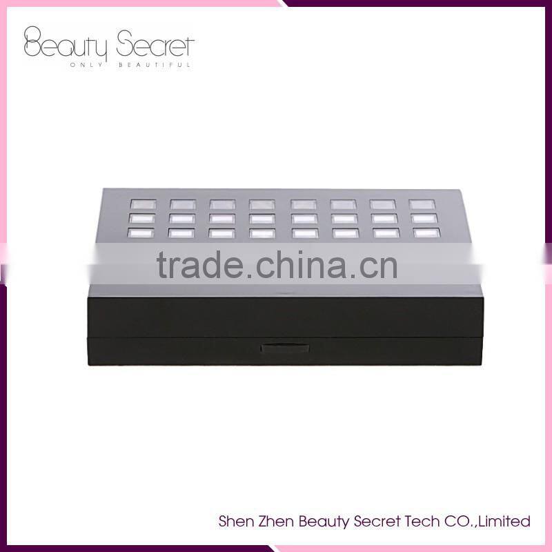 Customized 78 color glitter eyeshadow palette with makeup tool